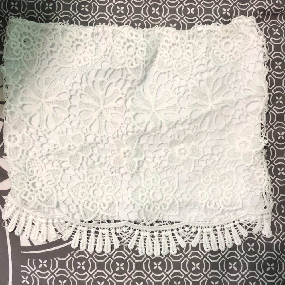 Lace tube top